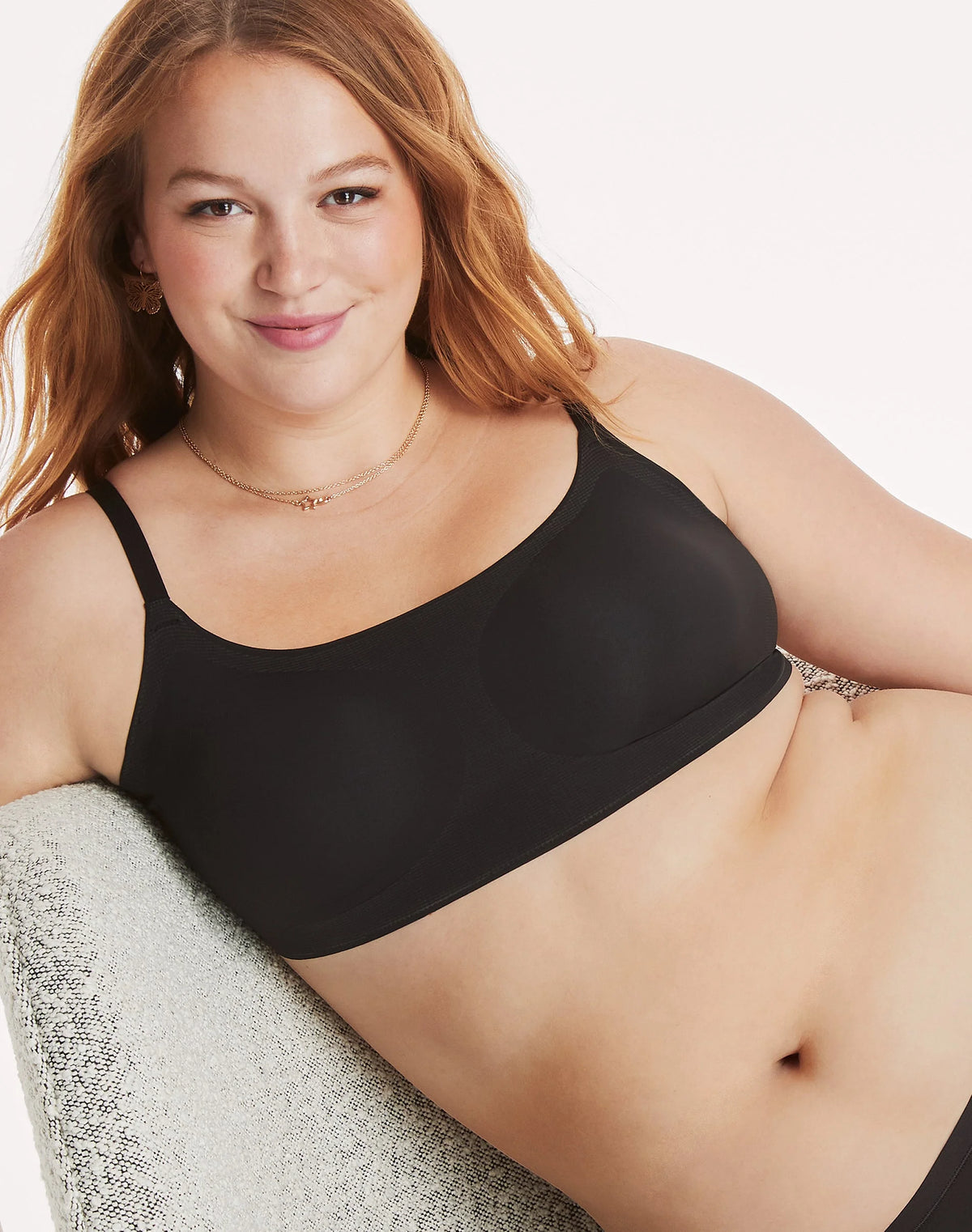 Hanes Ultimate Ultra Light Comfort Women's Wireless Pullover Bra